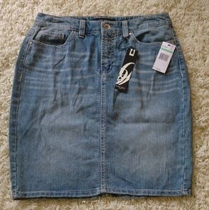 New Nine West Size 8/29 Denim Knee-Length Skirt